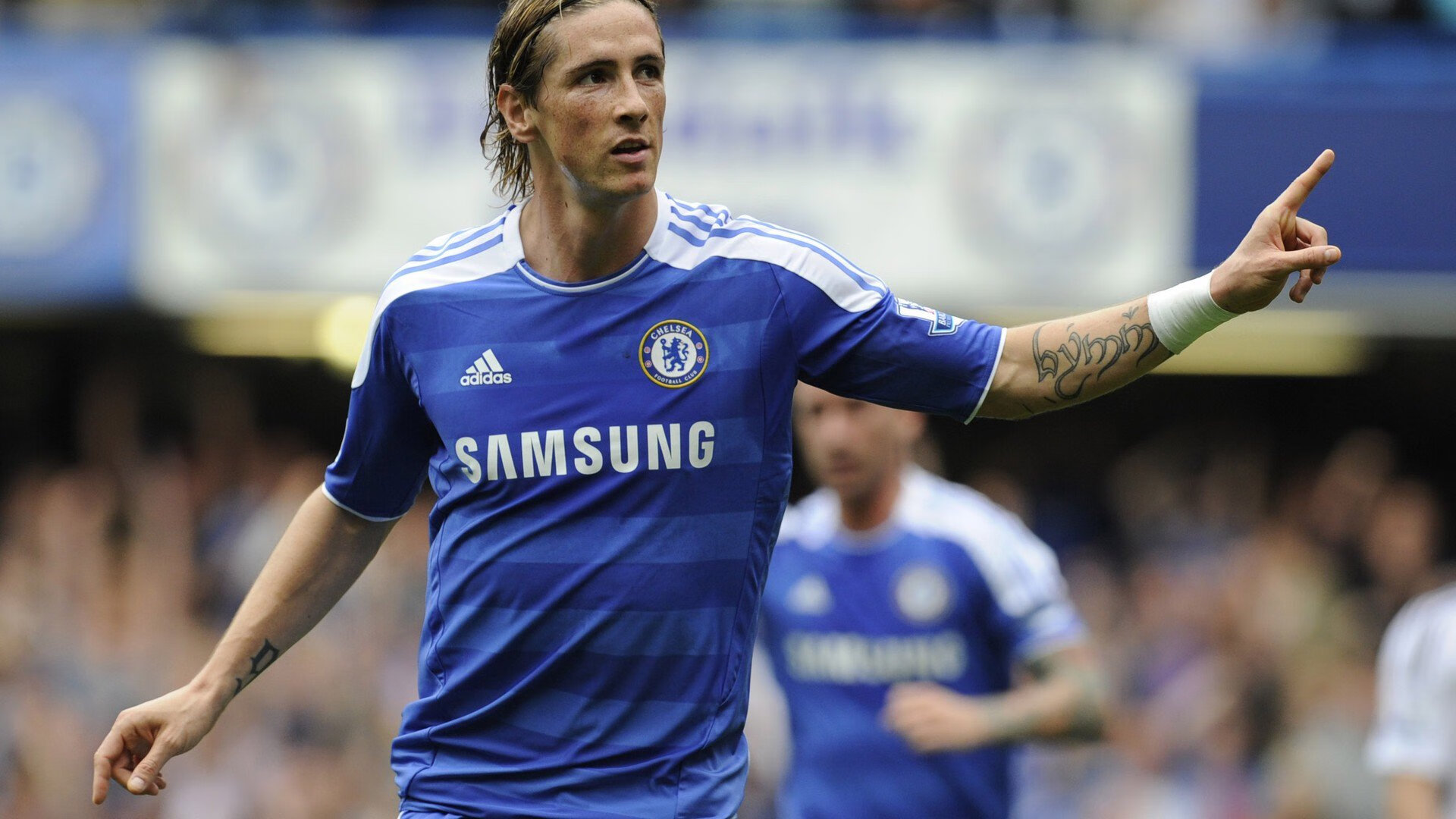 突尼斯逆袭引爆绿茵场，35岁迪马利亚一球封神，粉碎爱尔兰不败金身！